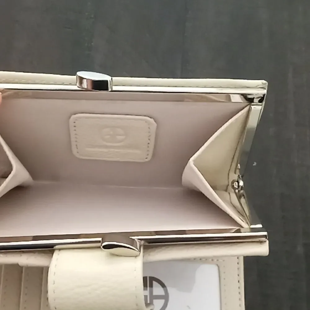 Gianni bini wallet new with no tags